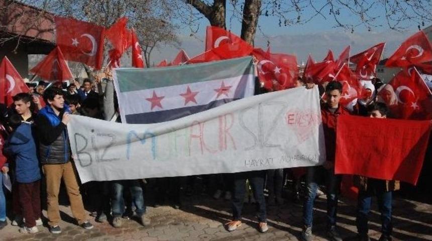 Bayırbucak T&uuml;rkmenlerine 7 Tır Yardım G&ouml;nderildi