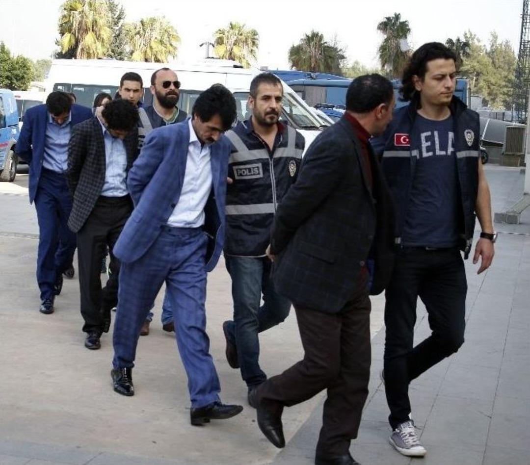 Antalya&rsquo;da Uyuşturucu Operasyonu: 3&rsquo;&uuml; Yabancı Uyruklu 14 G&ouml;zaltı