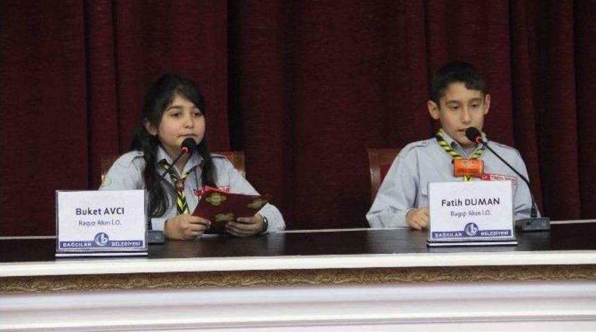 Bağcılar&rsquo;da 12&rsquo;nci İzci Şurası&rsquo;nda İzcilere M&uuml;jde