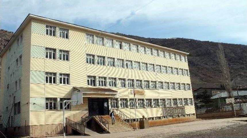 Şehitlerin İsimleri Okullara Verildi