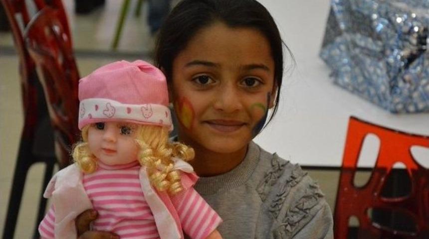 Ter&ouml;r Mağduru &Ccedil;ocuklara Psikolojik Destek