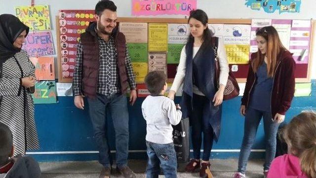 Düzce Üniversitesi Genç Müsiad Topluluğu Öğrencileri Sevindirdi