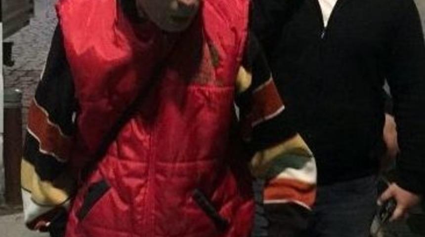 (&ouml;zel Haber) Zabıtadan Seyyar Satıcıya Meydan Dayağı