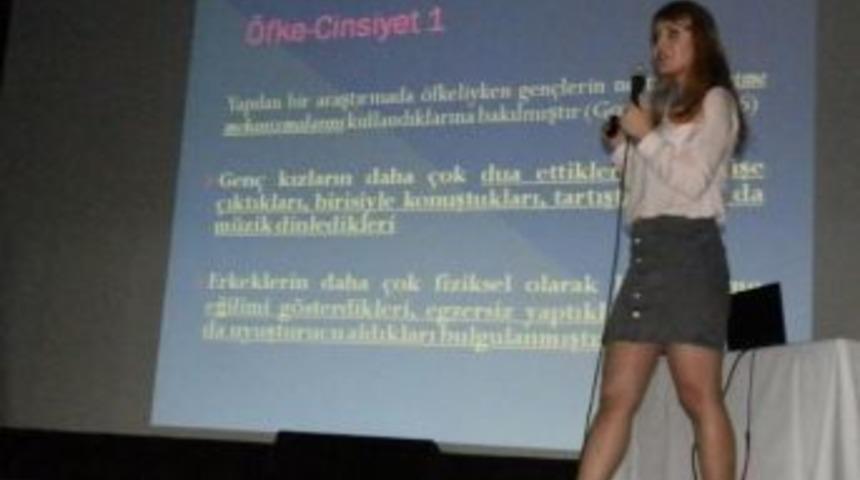 Fo&ccedil;a&rsquo;da Liselilere &Ouml;fke Kontrol&uuml; Eğitimi