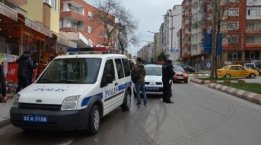 Otomobilin &Ccedil;arptığı &Ccedil;ocuk Yaralandı