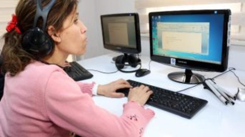 G&ouml;rme Engellilere Sanal D&uuml;nyaya Girecek