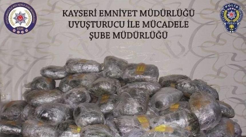 Kayseri’de 1 Milyon Tl’lik Esrar Ele Geçirildi