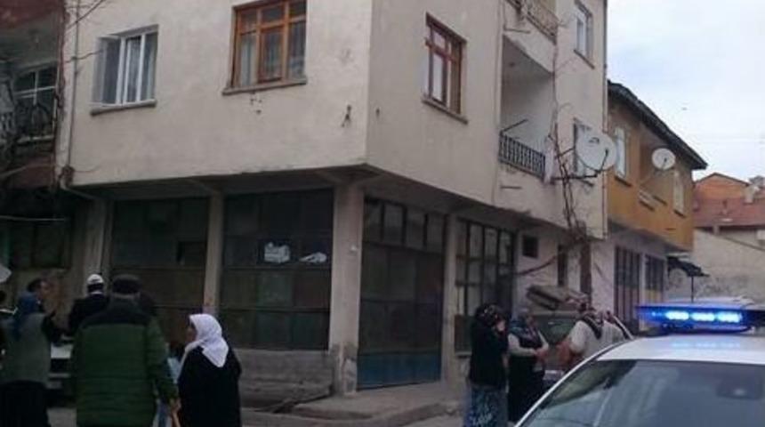 Zihinsel Engelli Gen&ccedil; İkinci Kattan D&uuml;şt&uuml;