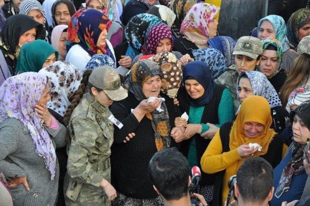 Ankara Patlamasında Şehit Olan Havacı Astsubay Baş&ccedil;avuş Mehmet Yener Son Yolculuğuna Uğurlandı