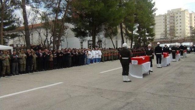 Sur Şehitleri Memleketlerine Uğurlandı