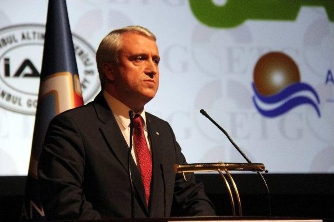 Anadolu &Uuml;niversitesi&rsquo;nde Orhan Oğuz&rsquo;a Vefa Gecesi D&uuml;zenlendi