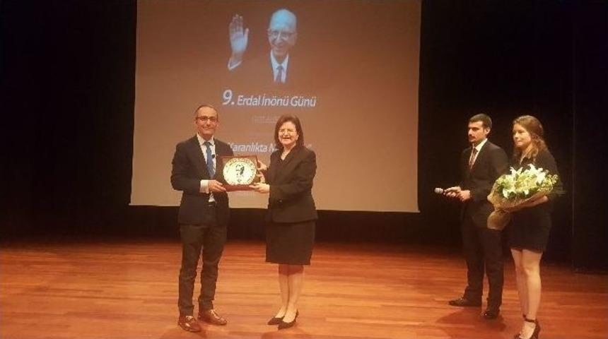 Prof. Dr. Erdal İn&ouml;n&uuml; İk&uuml;&rsquo;de Anıldı