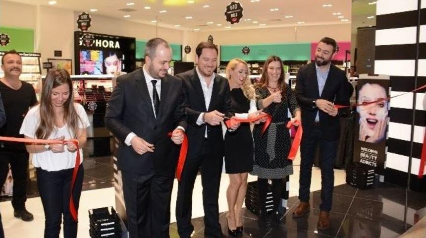 Kozmetiğin B&uuml;y&uuml;s&uuml; Adana&rsquo;da