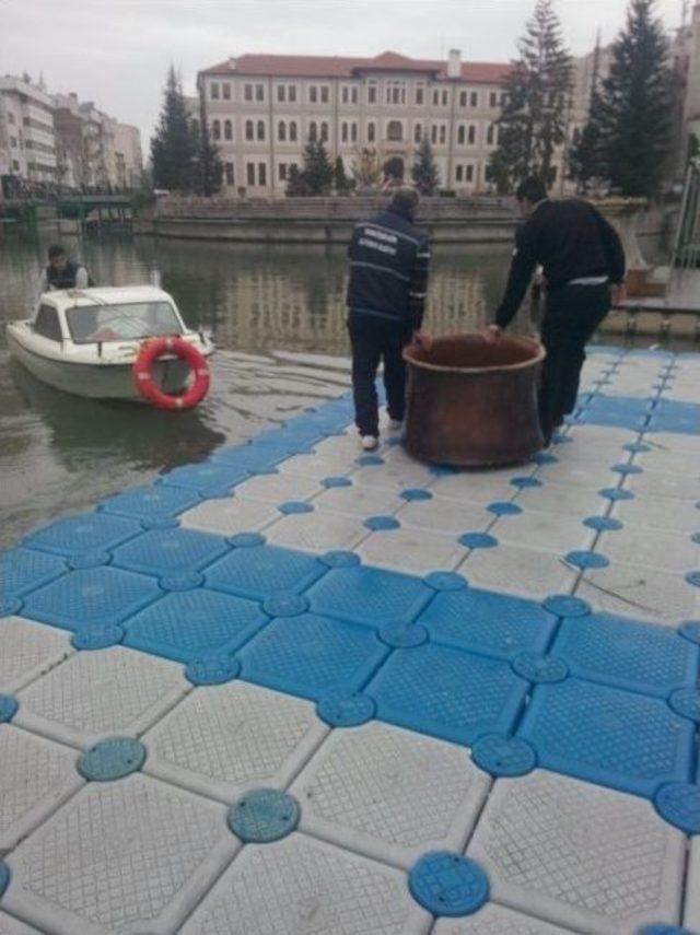 Nasrettin Hoca’nın Kazanı Porsuk Çayından Çıktı