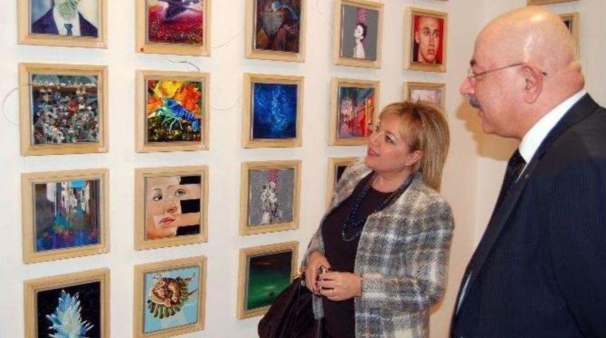 &ldquo;21&rsquo;inci K&uuml;&ccedil;&uuml;k Şeyler&rdquo; Karma Sergisi A&ccedil;ıldı