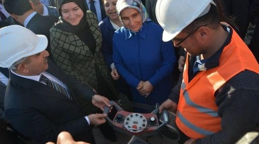 Kadınlar Spor Ve Sağlık Merkezi Temel Atma T&ouml;reni Yapıldı