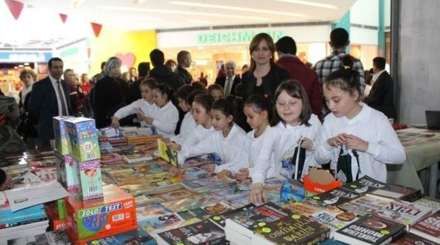 &Ccedil;anakkale 4. Kitap Fuarı A&ccedil;ıldı