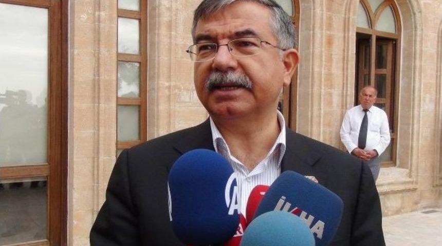 Milli Savunma Bakanı Yılmaz Mardin&rsquo;de