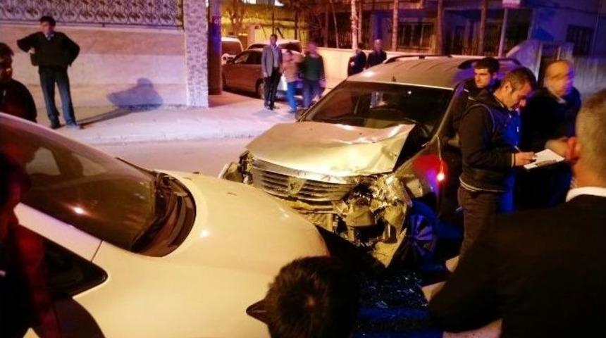 Batman&rsquo;da Trafik Kazası: 2 Yaralı