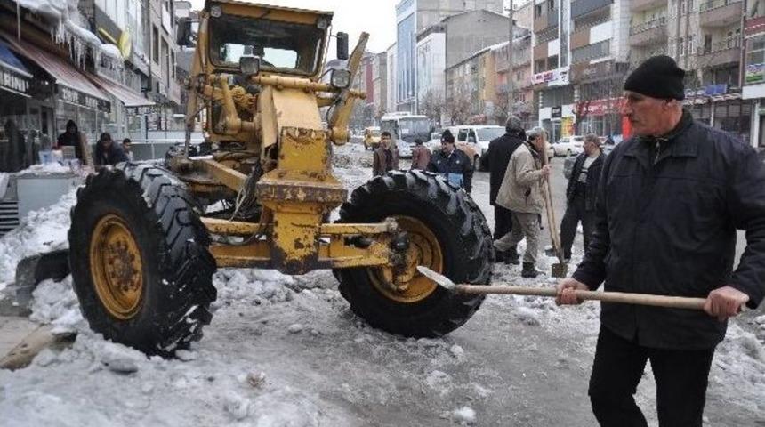 Karla M&uuml;cadele İ&ccedil;in Ekipler Seferber Oldu