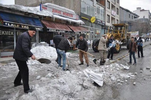 Karla Mücadele İçin Ekipler Seferber Oldu