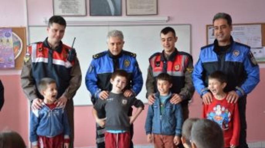 Tdp&rsquo;den Bakra&ccedil;boz İlkokulu&lsquo;na Ziyaret