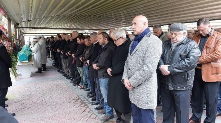 Chp Lideri Kemal Kılı&ccedil;daroğlu, Cenaze T&ouml;renine Katıldı