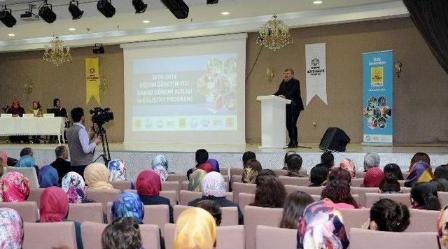 Komek Bahar Dönemi Açılış Programı Yapıldı