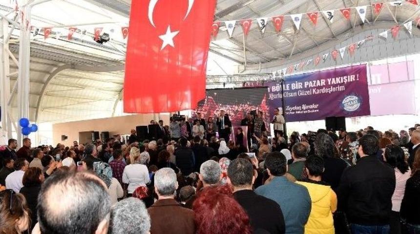 Seyhan Belediyesi&rsquo;nden Pınar Mahallesi&rsquo;ne Modern Semt Pazarı