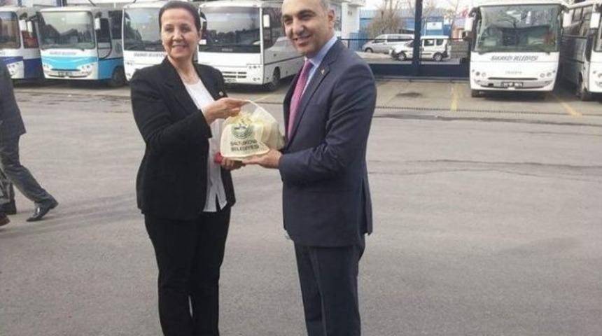 Başkan G&uuml;neş&rsquo;ten Bakırk&ouml;y Belediyesi&rsquo;ni Ziyaret