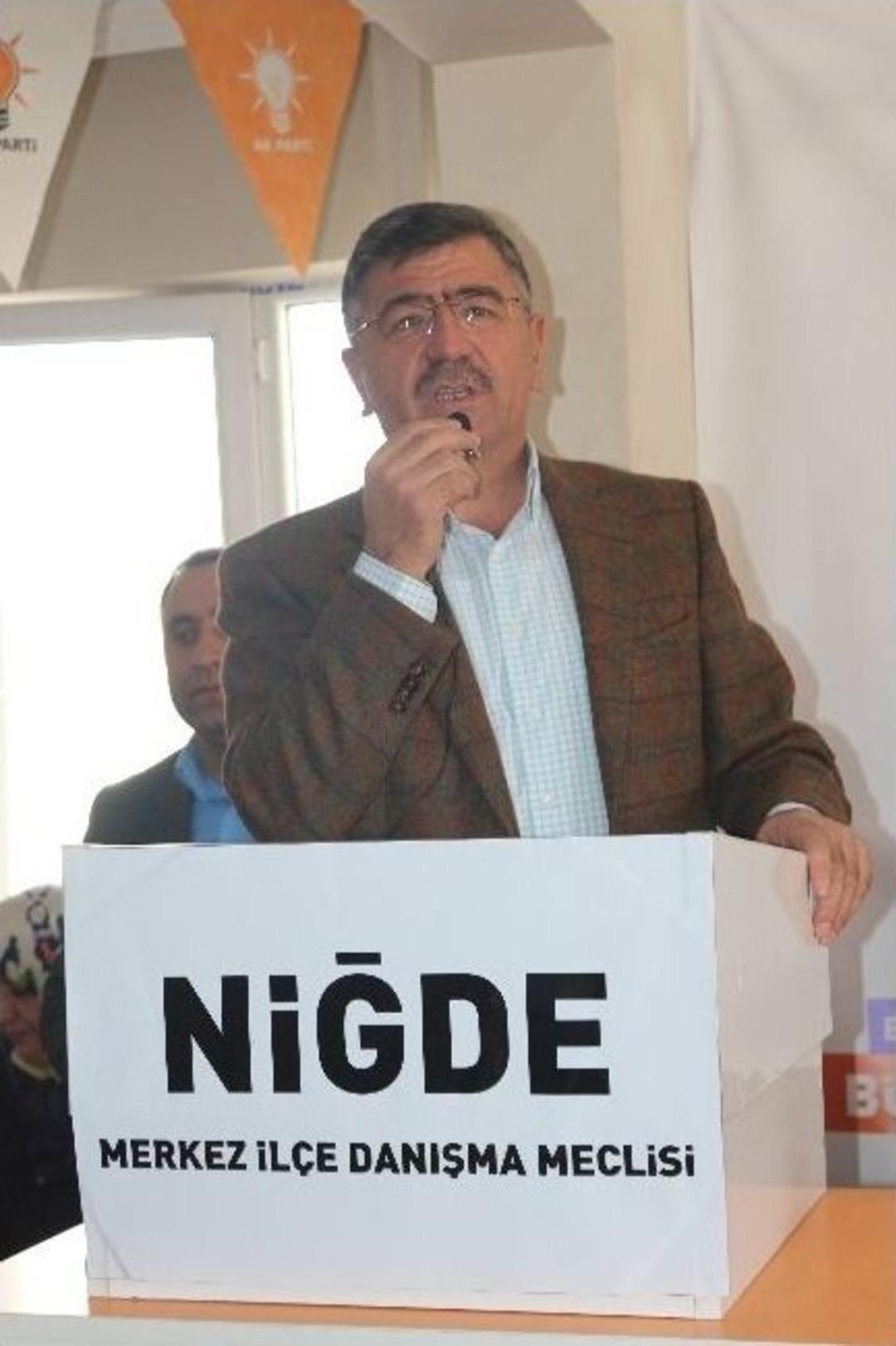 Niğde Ak Parti İl&ccedil;e Danışma Meclis Toplantısını Yaptı