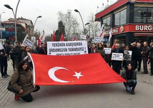 Sakarya Teröre Karşı Tek Yürek Oldu