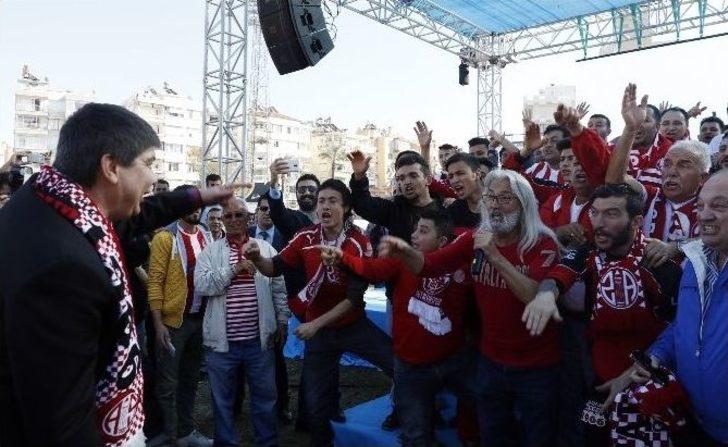 Antalya’nın Yarım Asırlık “atatürk Stadı” Yıkılıyor G5