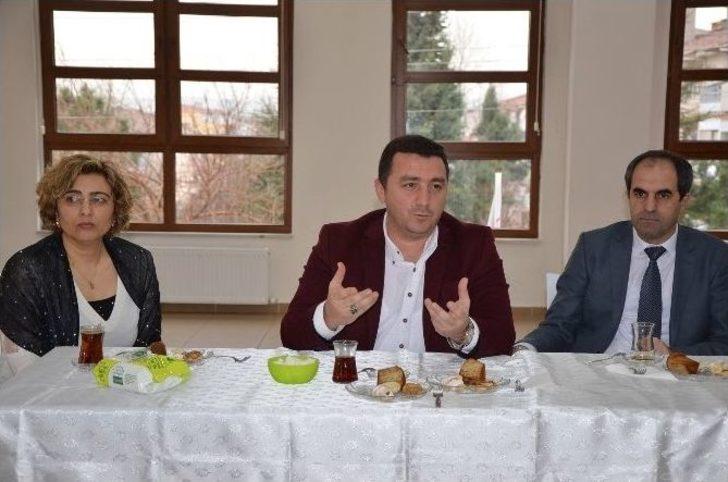 Başkan Bakıcı Örgü Kursunu Ziyaret Etti G2