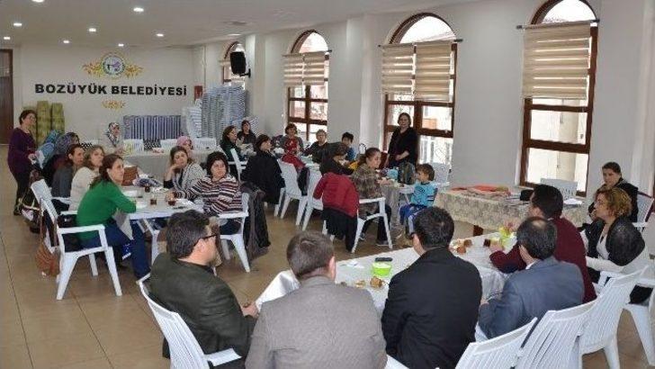 Başkan Bakıcı Örgü Kursunu Ziyaret Etti G4