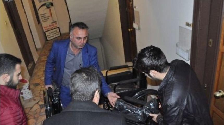 Hayırsever&rsquo;den 3 Engelli Vatandaşa Tekerlekli Sandalye