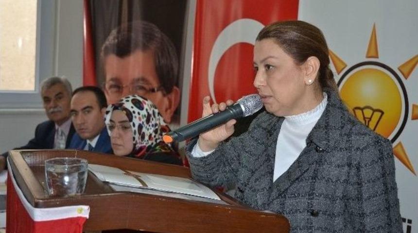 Ak Parti Malatya Milletvekili &Ouml;znur &Ccedil;alık: