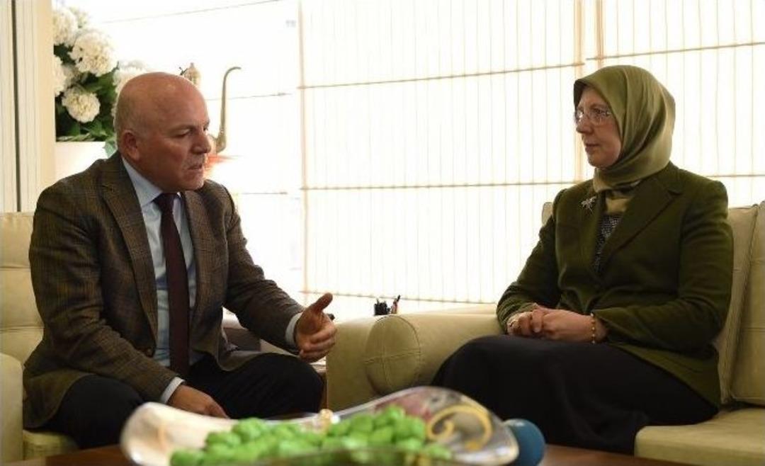 Bakan Ramazanoğlu, Başkan Sekmen&rsquo;i Ziyaret Etti