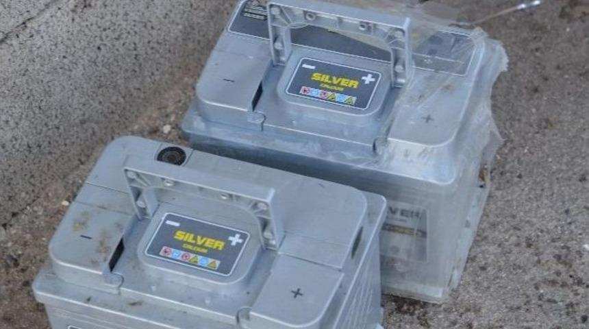 Van Polisi &Ccedil;ok Sayıda Patlayıcı Ele Ge&ccedil;irdi