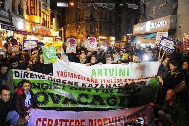 Taksim’de Horonlu Cerattepe’de Protestosu