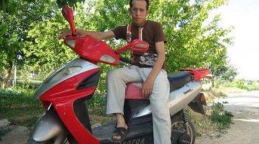 Minibüsün Çarptığı Motosiklet Sürücüsü Öldü