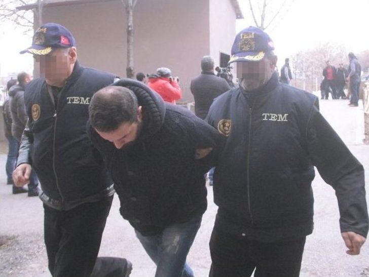 Ankara’daki Terör Saldırısıyla İlgili Gözaltına Alınan 21 Kişi Adliyede G3