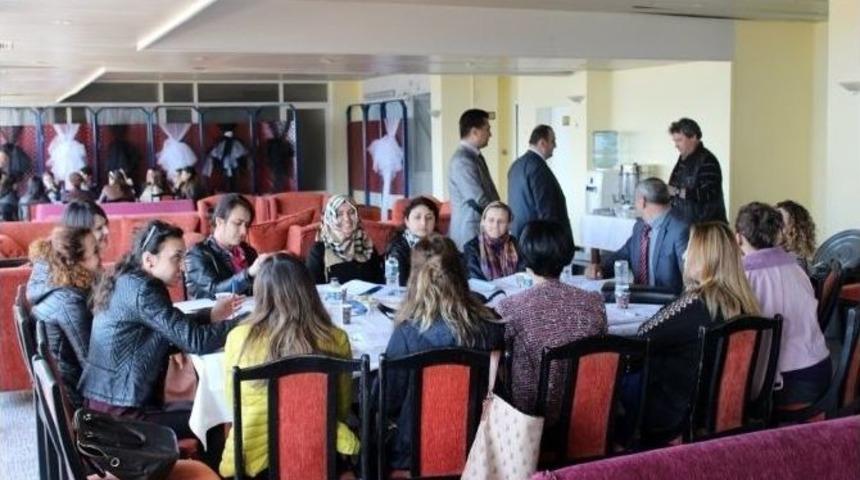 Fo&ccedil;alı &Ouml;ğretmenler Başarı &Ccedil;alıştayı Yaptı