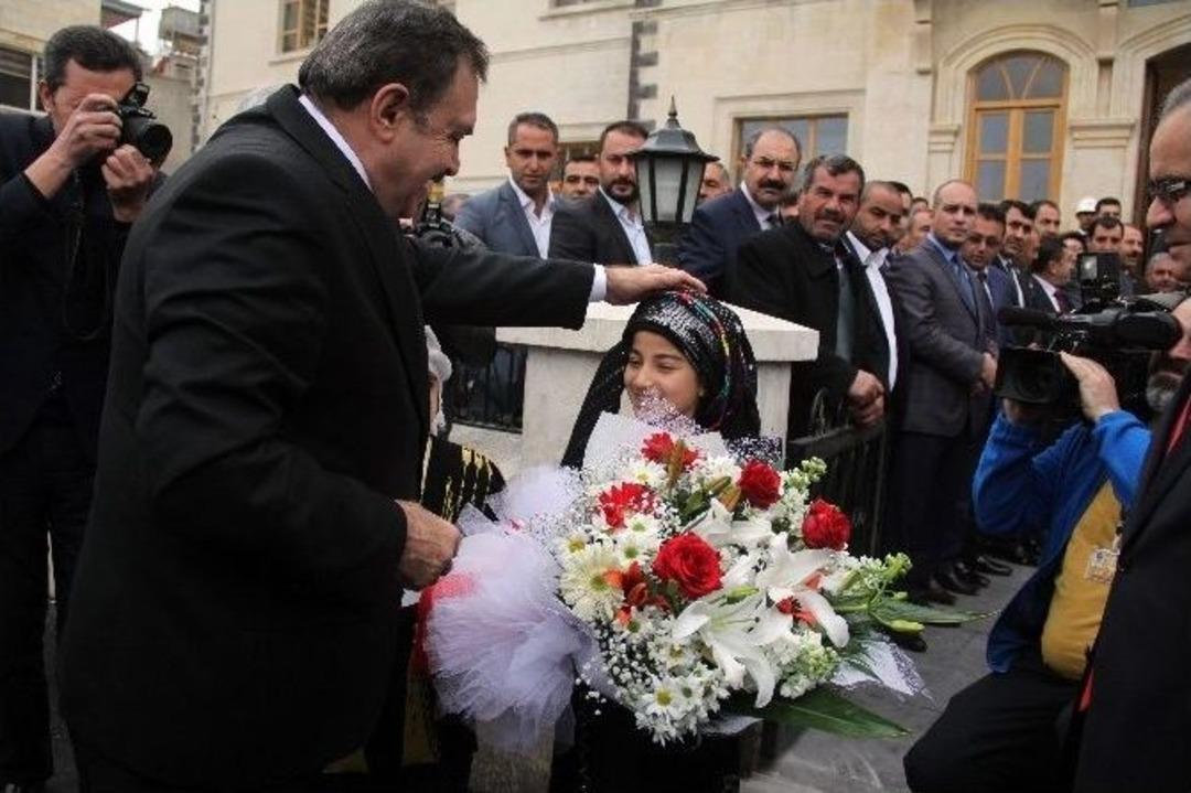 Eroğlu: "kilis N&uuml;fusundan &Ccedil;ok Sığınmacı Barındırıyor"