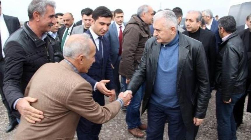 Bakan Yıldırım Diyarbakır&rsquo;da