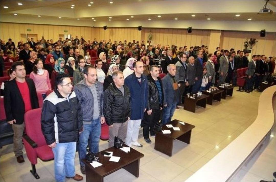 Cumhurbaşkanı Recep Tayyip Erdoğan&rsquo;ın Hayatını Anlatan &lsquo;&rsquo;başkan&rsquo;&rsquo; Tiyatro Oyunu Sahnelendi