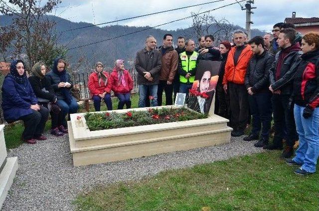 Motosiklet Kazasında Hayatını Kaybeden Genç, Ölümünün İkinci Yılında Anıldı