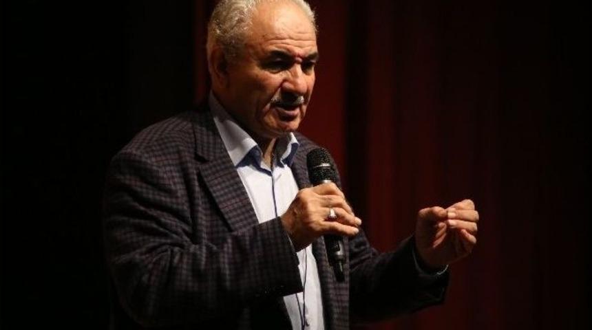 Prof. Dr. Vakkasoğlu&rsquo;ndan &Ouml;ğrencilere Seminer