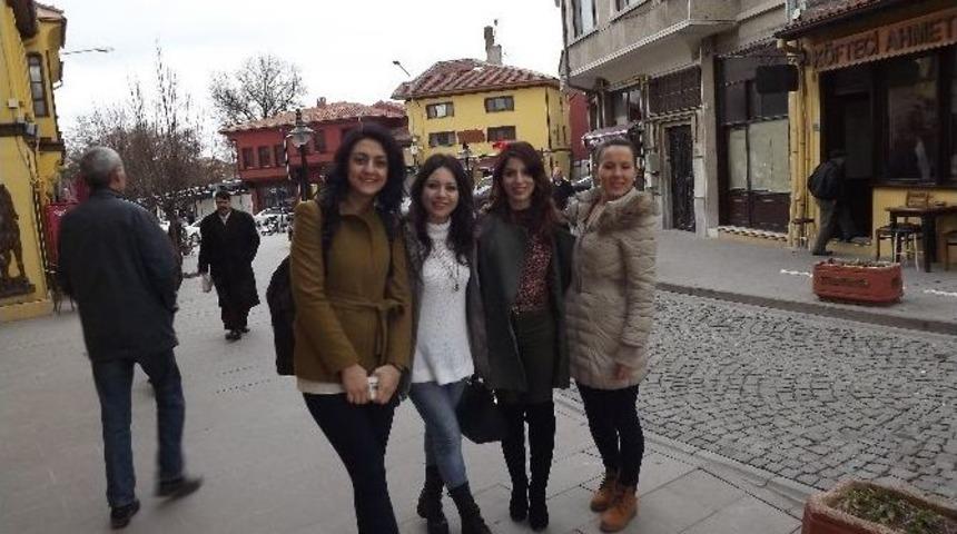 Bursa&rsquo;dan Gelen &Ouml;ğretmenler Odunpazarı&rsquo;na Hayran Kaldı