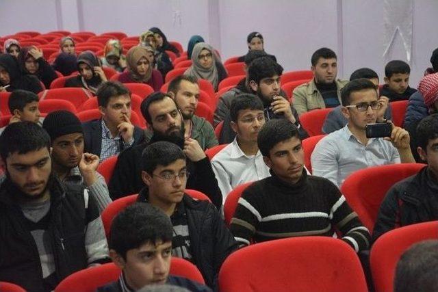 Şanlıurfa’da İhh Gençliğin İnşası Seminerlerinin İkincisini Düzenledi